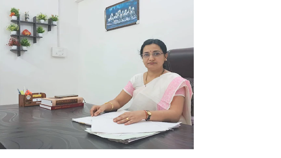 Adv. Anagha Panse Lokhande